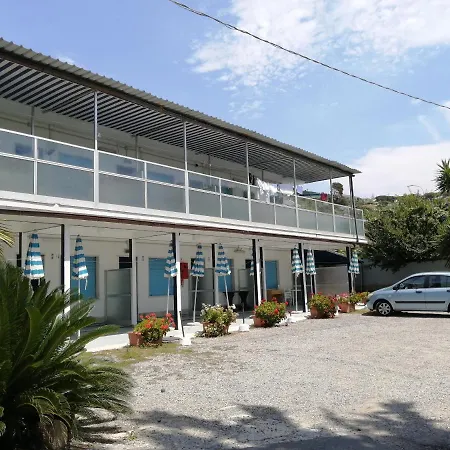 Villaggio Turistico La Vesca سانريمو